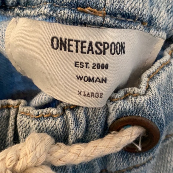 One teaspoon jeans purchased at Shopbop.size XL. WOT- like brand new - Picture 2 of 3